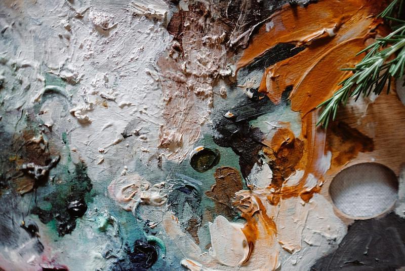 Painting outdoors in bad weather