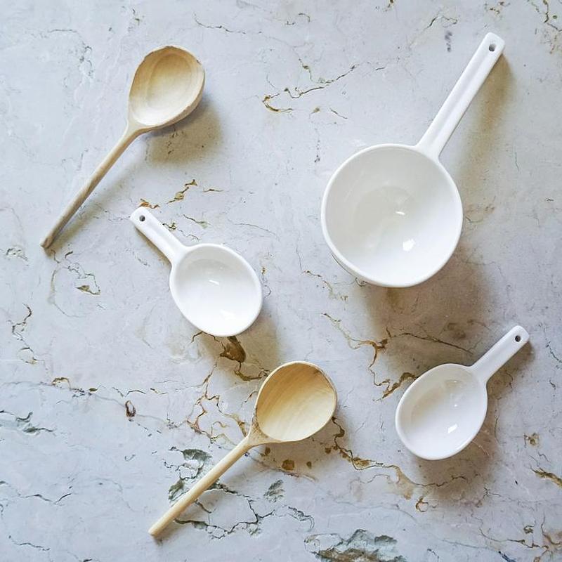 Apple serving spoon