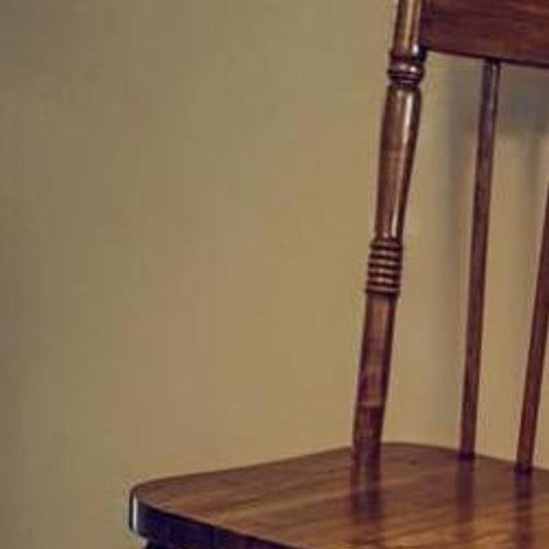 Oak kitchen stool, photograph 5