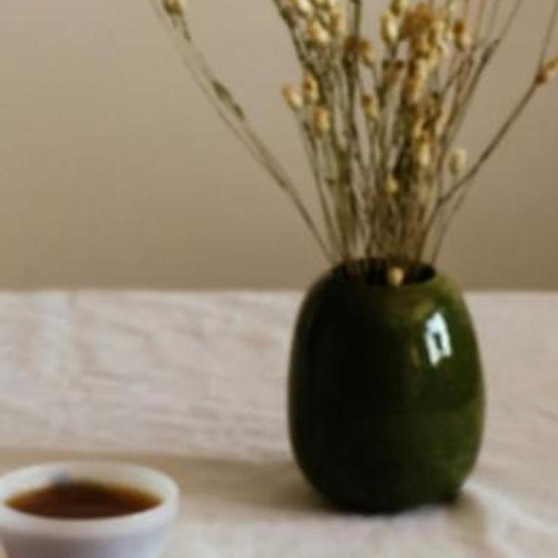 The price of a cup, an essay, photograph 4